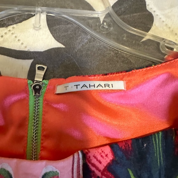 🧡HP🧡 Tahari Dress - Picture 3 of 7